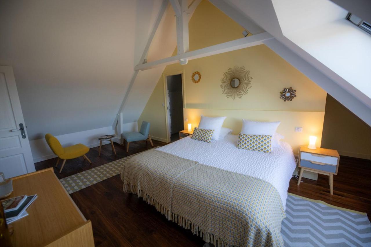 Au Manoir Des Loges Bed & Breakfast Quettreville-sur-Sienne Exterior photo